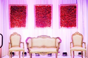 Frame-Backdrop-Decor-Wedding-Ideas