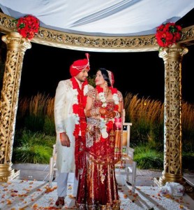 Gold-Mandap-Hindu-Wedding-Decor-Ideas-Rentals