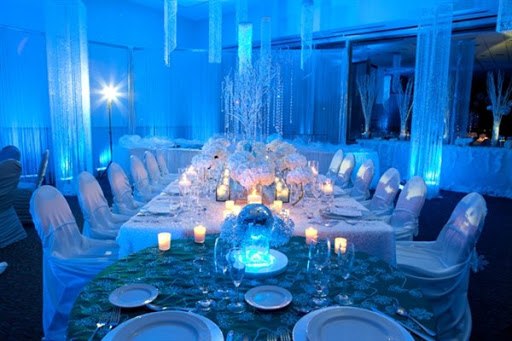 Crystal-candelabra-holiday-party-reception-rentals